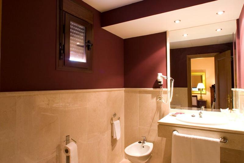 Hotel Sierra Hidalga 3*