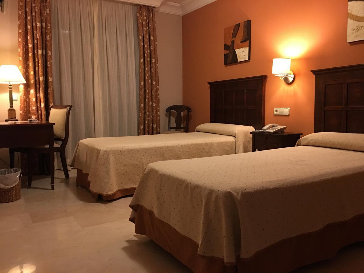 Sierra Hidalga 3*