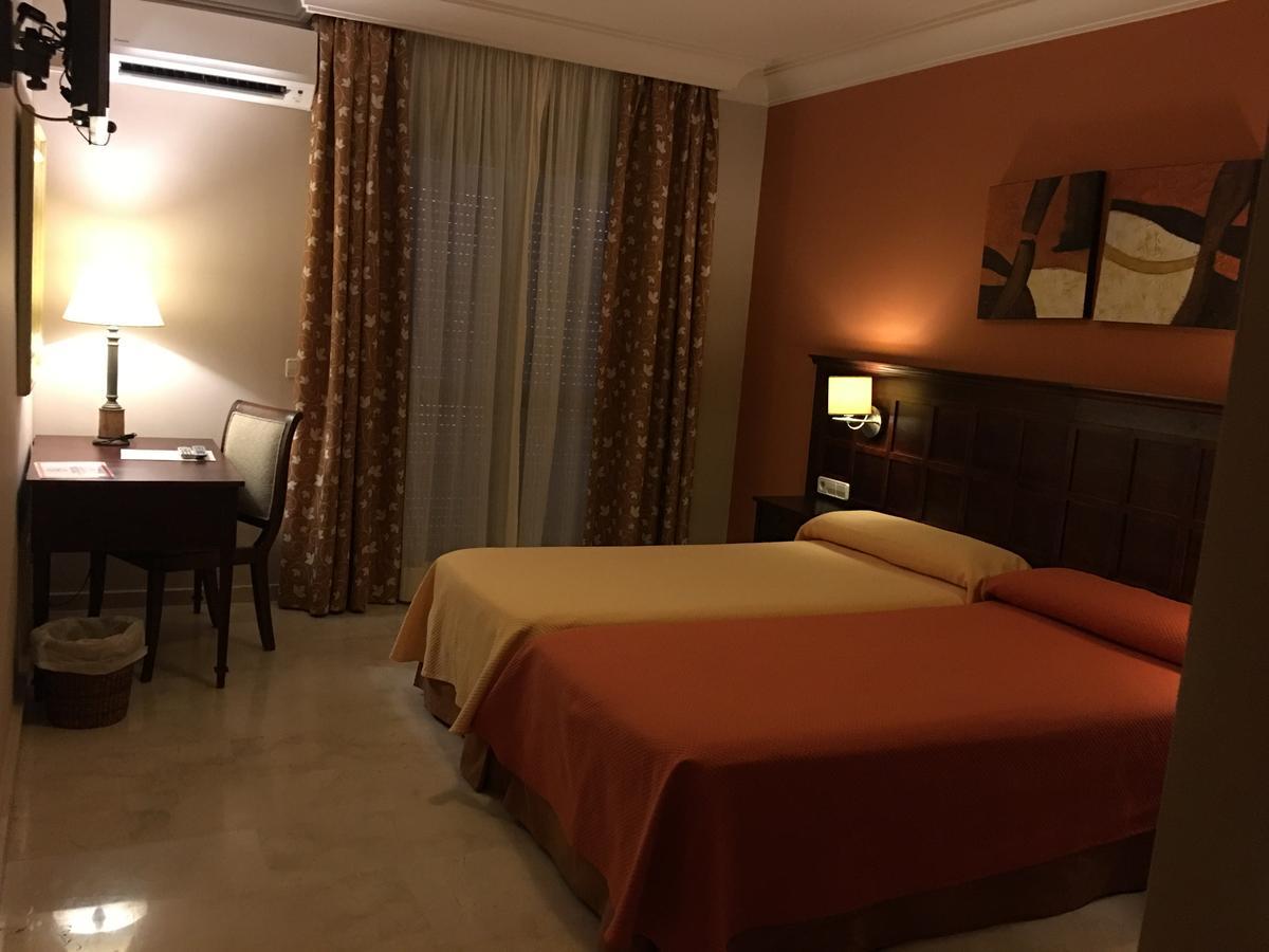 Hotel Sierra Hidalga 3*